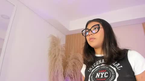 rebeca_taylor_ online show from June 17, 3:19 am