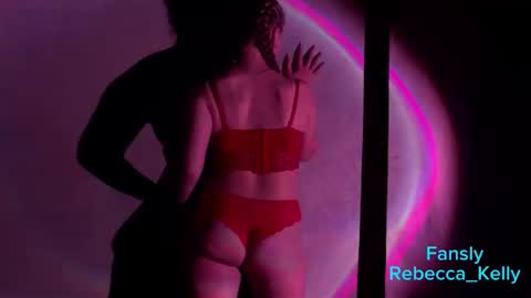Snapshot of rebecca_____ chatting on October 20, 1:52 am rebecca_____ online show from October 20, 1:52 am