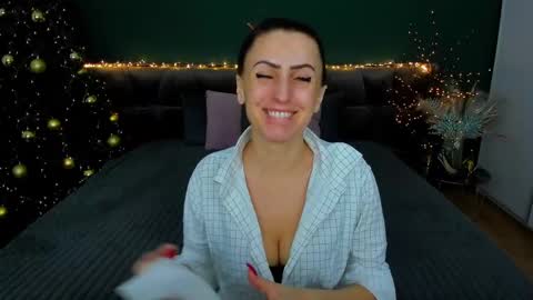 Snapshot of rebecca_diamonds chatting on January 16, 6:14 am rebecca_diamonds online show from January 16, 6:14 am