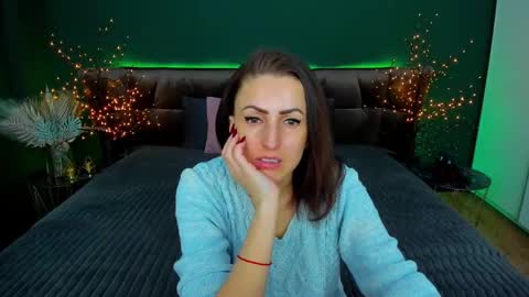 Snapshot of rebecca_diamonds chatting on February 19, 7:06 am rebecca_diamonds online show from February 19, 7:06 am