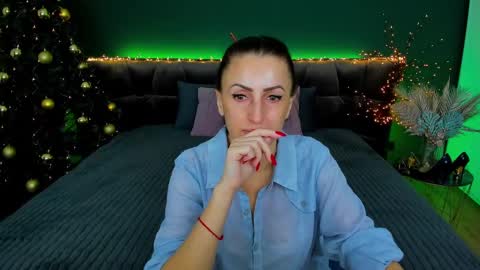 Snapshot of rebecca_diamonds chatting on December 10, 6:11 am rebecca_diamonds online show from December 10, 6:11 am
