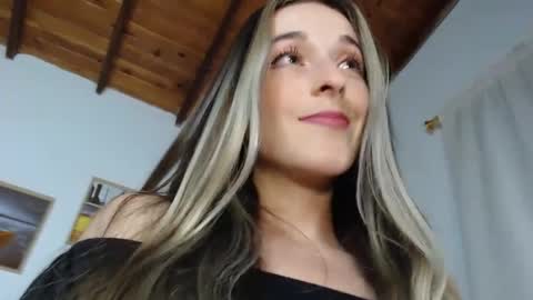 Becca Johnsoon online show from January 26, 12:16 am