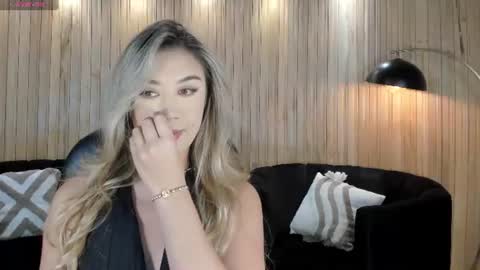 Rebe online show from July 19, 5:37 pm