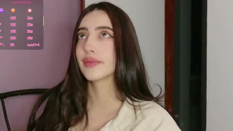 rebeccawhite_meow online show from March 18, 4:06 am