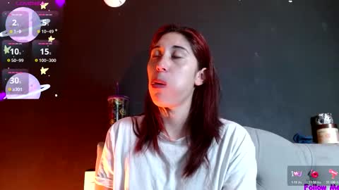 IG   OF red moonn online show from February 28, 4:45 am