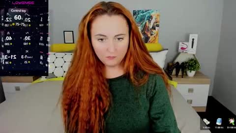 Snapshot of red_naughtyfox chatting on January 27, 2:31 am Lessy Fox online show from January 27, 2:31 am