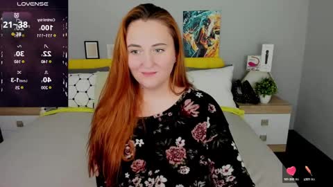 Snapshot of red_naughtyfox chatting on February 17, 3:36 am Lessy Fox online show from February 17, 3:36 am