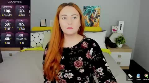 Snapshot of red_naughtyfox chatting on March 8, 6:14 pm Lessy Fox online show from March 8, 6:14 pm