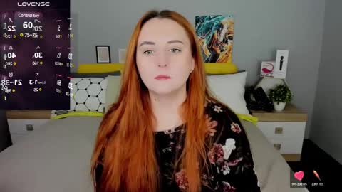 Snapshot of red_naughtyfox chatting on February 16, 5:26 pm Lessy Fox online show from February 16, 5:26 pm