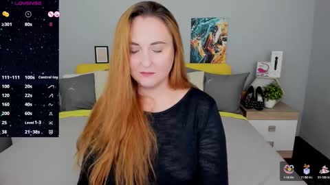 Snapshot of red_naughtyfox chatting on September 25, 3:49 am Lessy Fox online show from September 25, 3:49 am