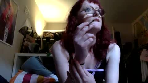 redcassie666 online show from May 29, 3:10 pm