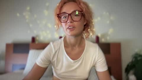 Emily online show from July 6, 3:47 pm