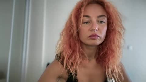 Emily online show from July 6, 7:46 am