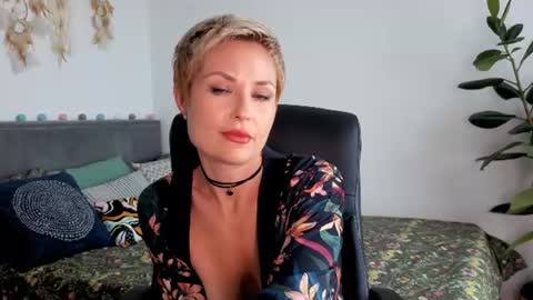 Alex online show from August 5, 11:16 am