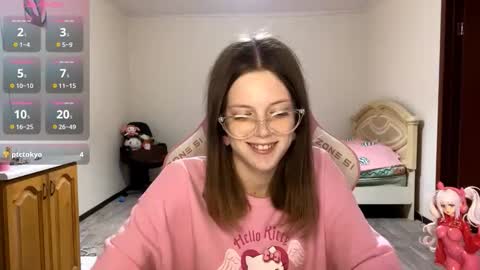 Lucy online show from September 9, 3:56 pm