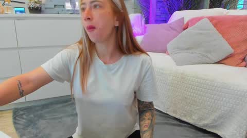 reina cummings online show from June 8, 5:30 am
