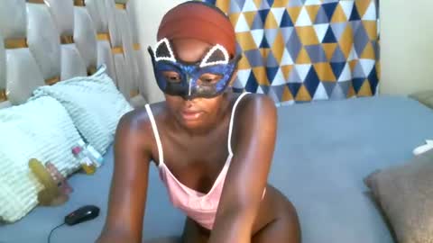 remmyqueen online show from June 17, 4:36 am