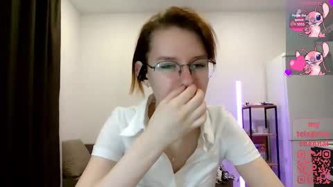 Claire online show from February 21, 5:35 pm