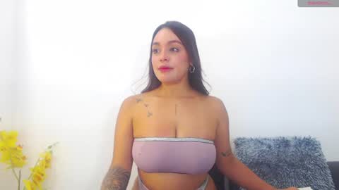 renatabrownn28 online show from July 20, 10:39 am