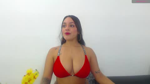renatabrownn28 online show from June 18, 4:14 am
