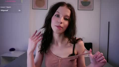 Naomi online show from May 1, 3:48 pm