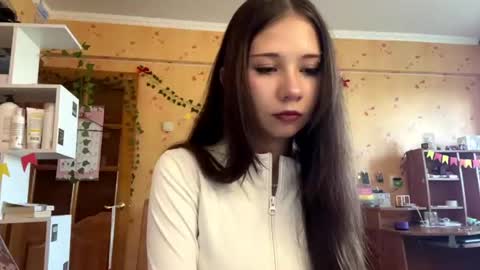 Lina online show from July 5, 10:21 am