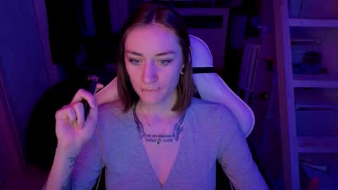 Rie online show from February 18, 9:58 pm