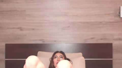 RichelleBrielle online show from July 29, 9:20 am