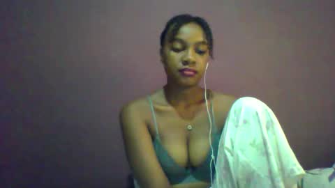 ricie001 online show from March 7, 8:21 am