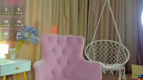 Layla online show from June 14, 2:24 am