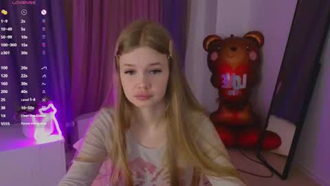 Rina online show from August 3, 8:47 pm
