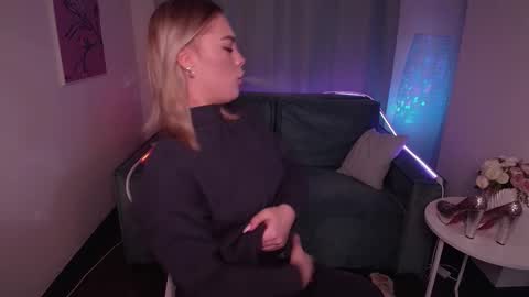 Rika online show from February 14, 7:49 am