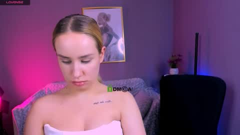 Meow online show from November 25, 1:41 am