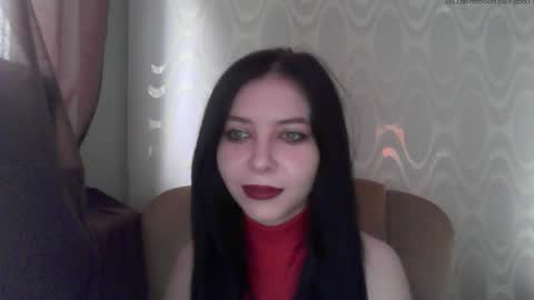 Riley online show from June 4, 8:19 am