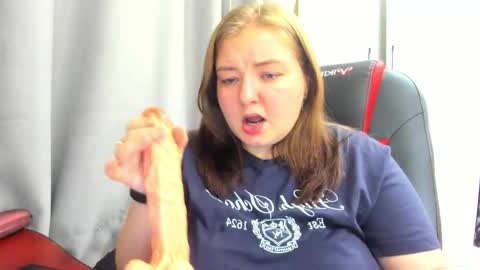 rina16 online show from October 27, 7:30 pm