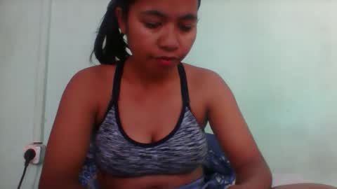 rinah856024 online show from November 24, 10:06 am