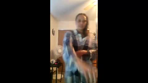 ritcheyteania1980 online show from March 8, 8:57 pm