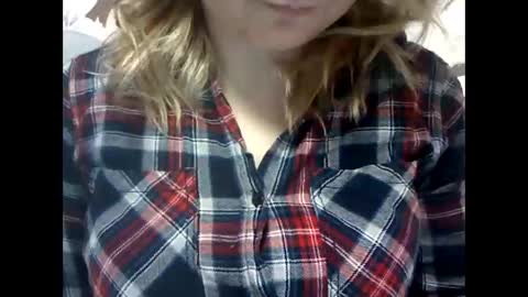 Snapshot of riveramaureen chatting on January 5, 4:16 pm RiveraMaureen online show from January 5, 4:16 pm