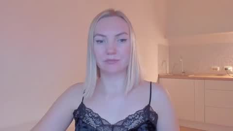 Snapshot of rock__baby chatting on February 4, 10:24 pm rock__baby online show from February 4, 10:24 pm