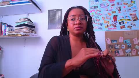 Is A Belle online show from December 22, 12:58 am