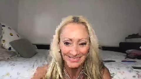 Sienna Diamond online show from May 4, 3:16 pm
