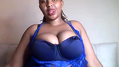 Romina 26 online show from July 20, 1:24 pm