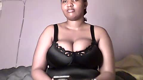 Romina 26 online show from June 18, 12:12 am