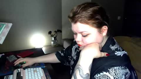 Romy online show from November 2, 2:42 pm