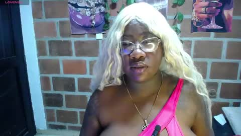 roos_veyker online show from June 25, 4:19 pm