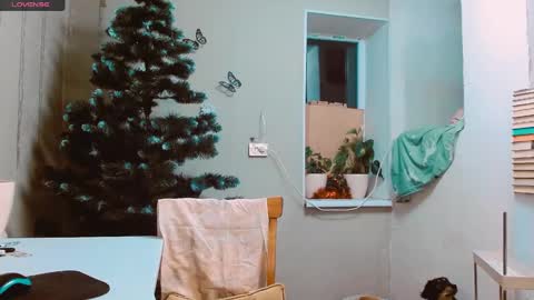 rosa843850 online show from December 17, 3:49 pm