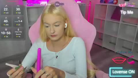Viola online show from August 4, 1:00 am