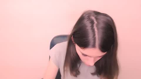 Rose online show from December 5, 8:14 am