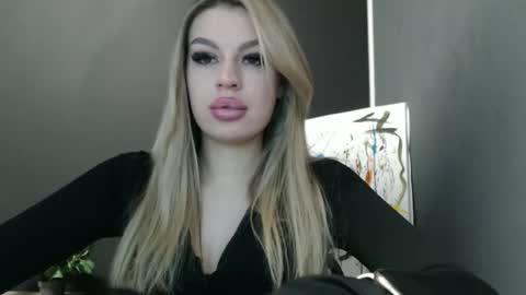 Rosalina online show from March 21, 12:43 pm