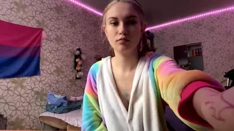 Megan online show from March 17, 11:03 am